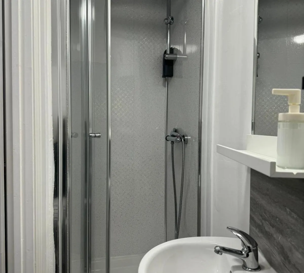 Modern Studios In Heart Of Nottingham 0*,  United Kingdom